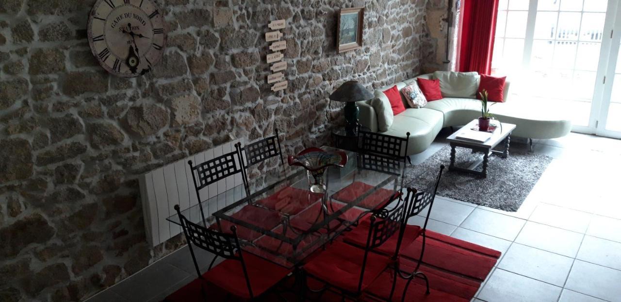 La Belle Maison Villa Piegut-Pluviers Bagian luar foto